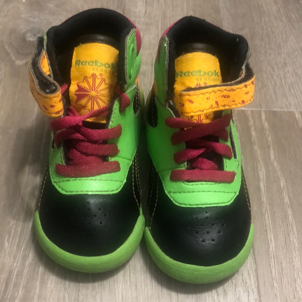 Reebok classic original toddler size 6